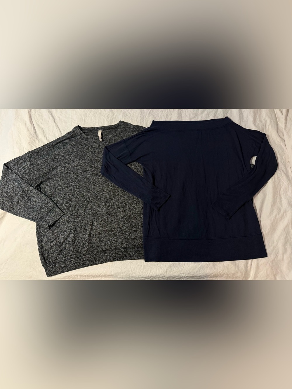 🖤Athleta L/XL Stretchy LongSleeves🖤